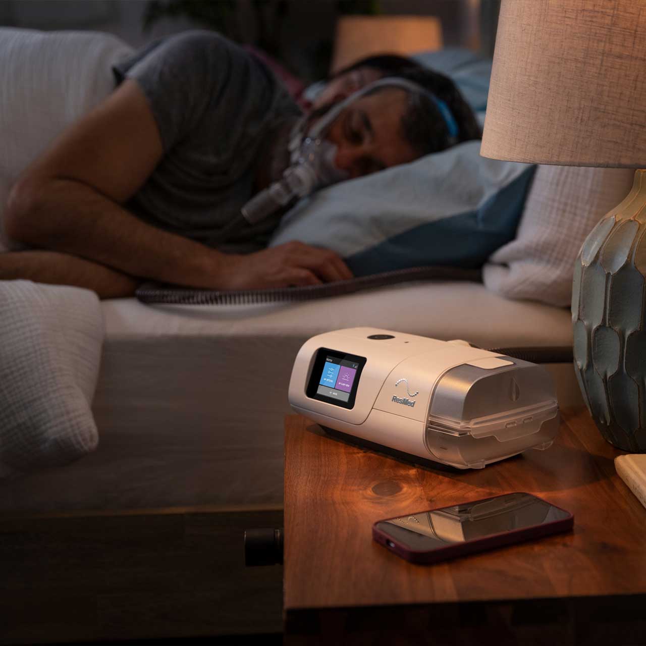 ResMed AirCurve™ 11 VAuto BiLevel CPAP Machine