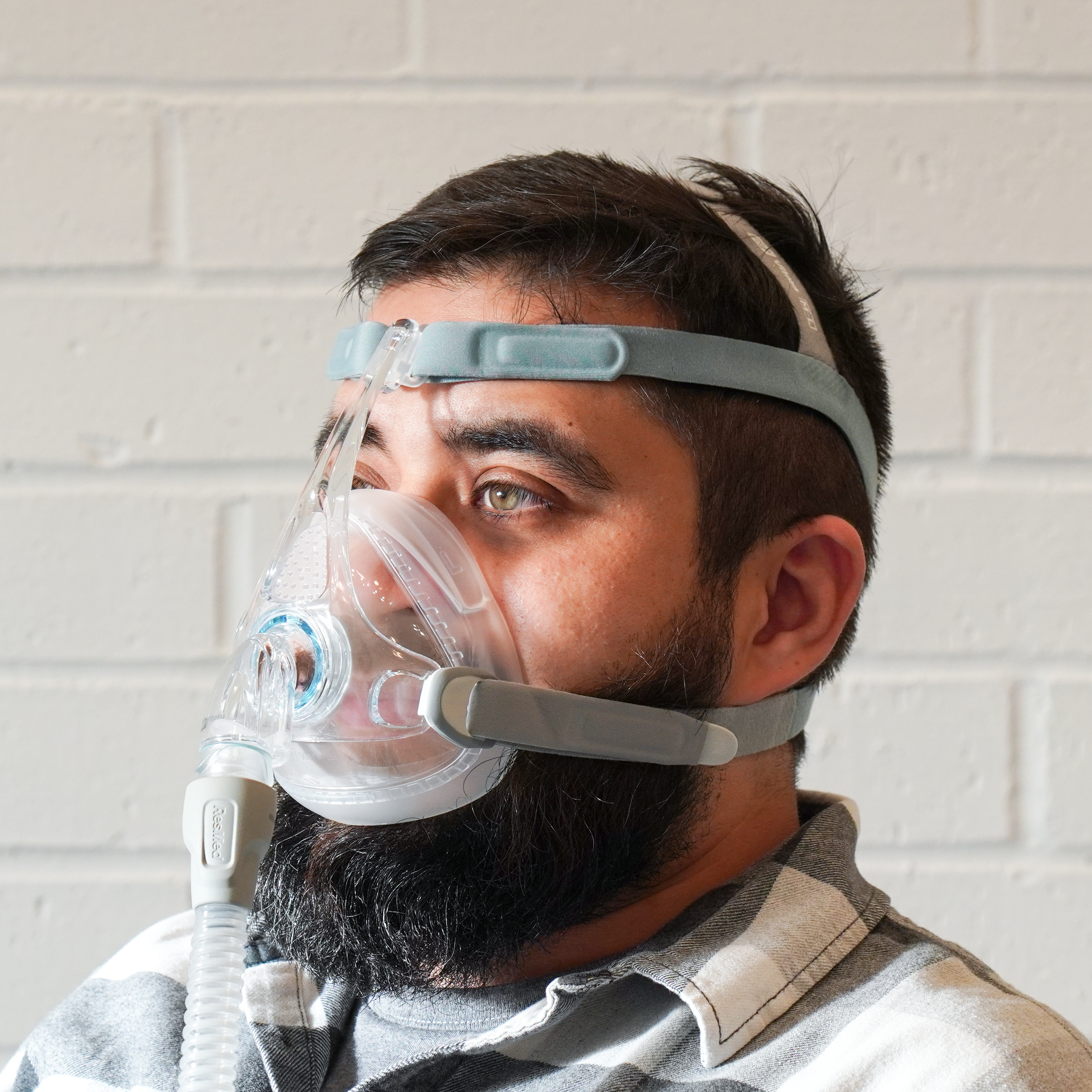F&P Vitera Full Mask (2 Medium Cushions)