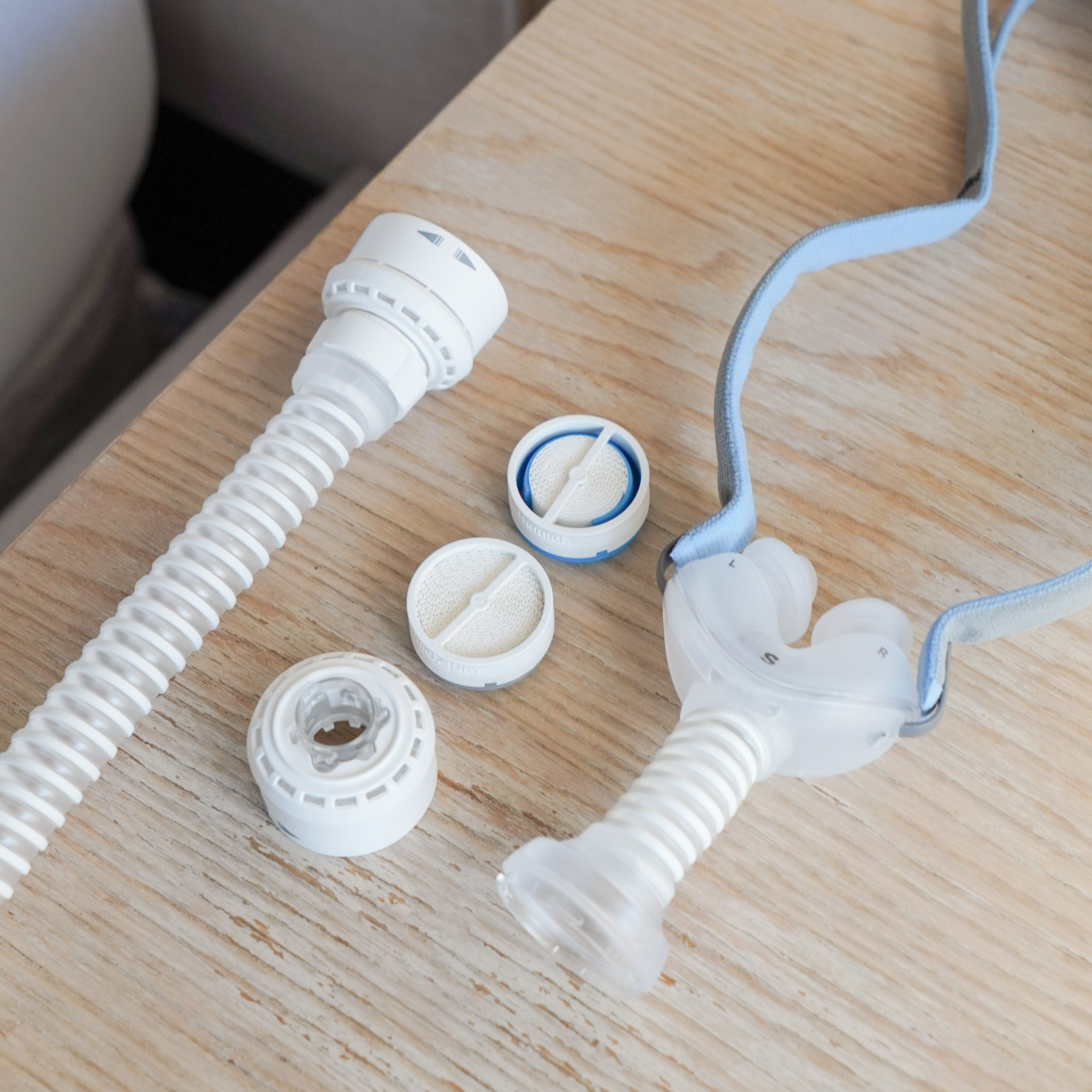 ResMed AirFit™ P10 Nasal Pillow CPAP Mask Complete System with AirMini™ Setup Pack