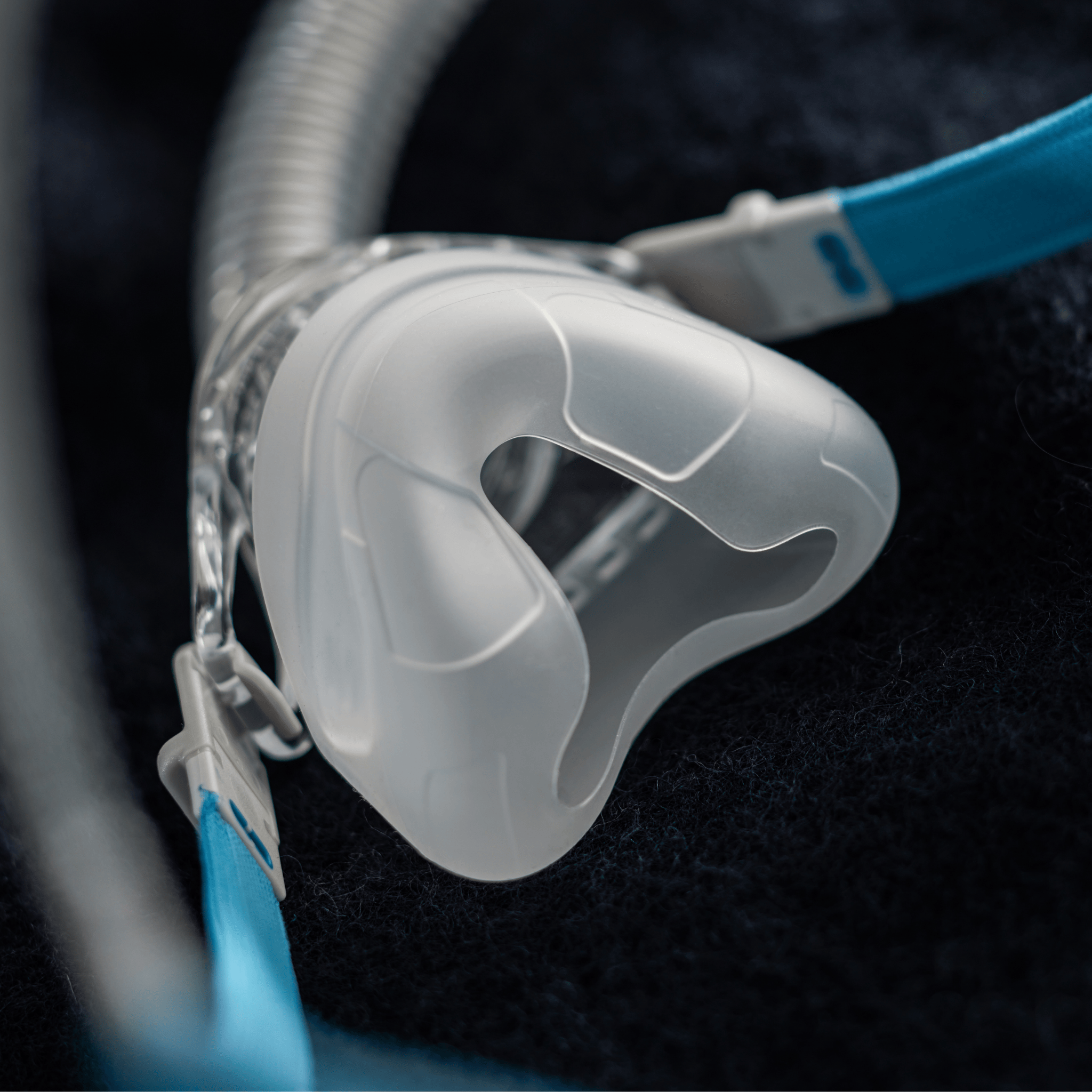 closeup of nova nasal cushion that touches the face
